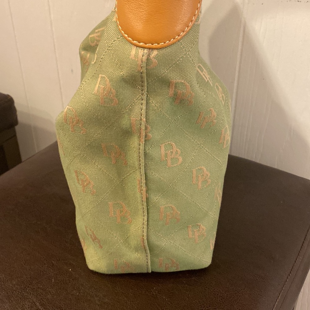 LIKE NEW Dooney & Bourke Green Canvas Shoulder Bag - Picture 3 of 10